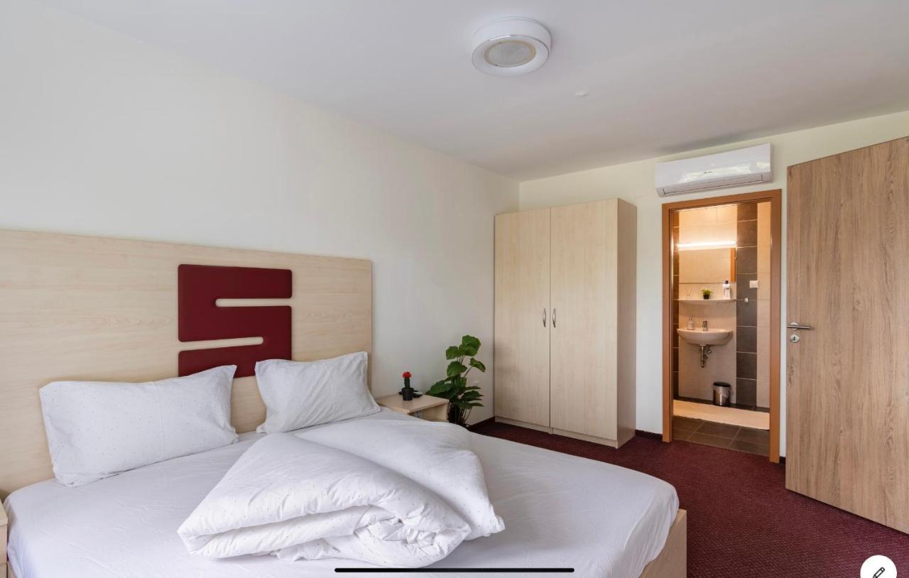 Sinus Premium Aparthotel Σίοφοκ Εξωτερικό φωτογραφία