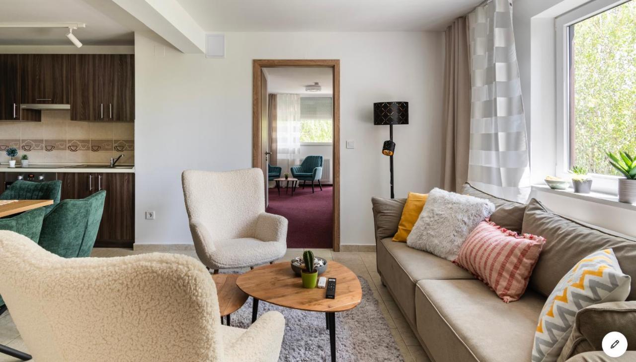 Sinus Premium Aparthotel Σίοφοκ Εξωτερικό φωτογραφία